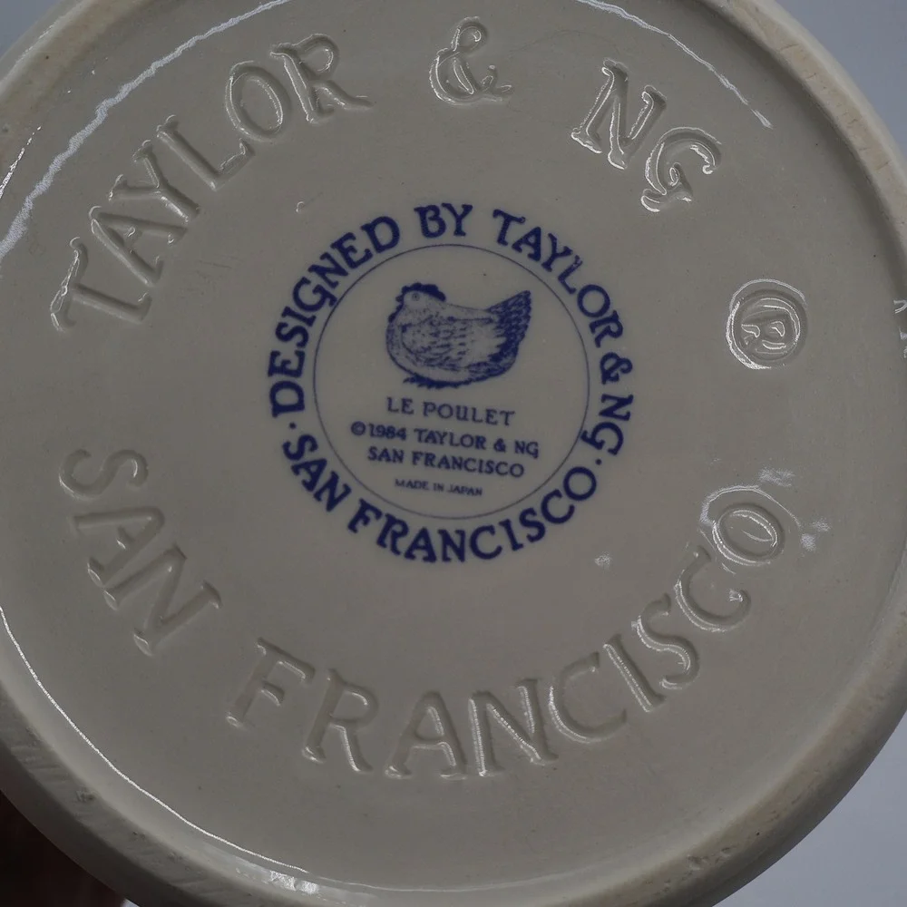 Taylor & Ng Utensil Holder 7.5in Cream Blue Le Poulet Hen Vintage 1984